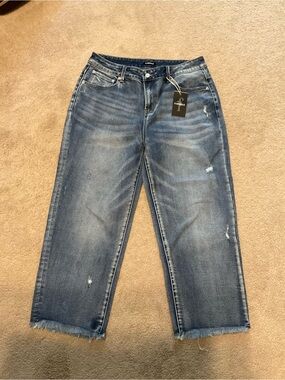 Flamingals Women's Cropped Ankle Jeans in Medium Blue